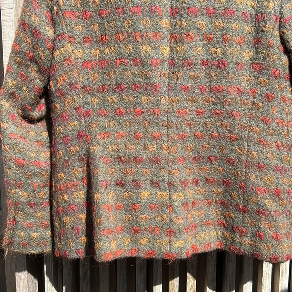 wool blend blazer rich jewel tones on dark mossy green brown wood buttons - Picture 11 of 15